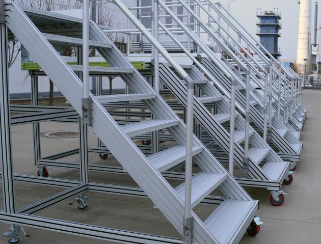 铝型材楼梯平台系统—专业的超能性价比(图1)